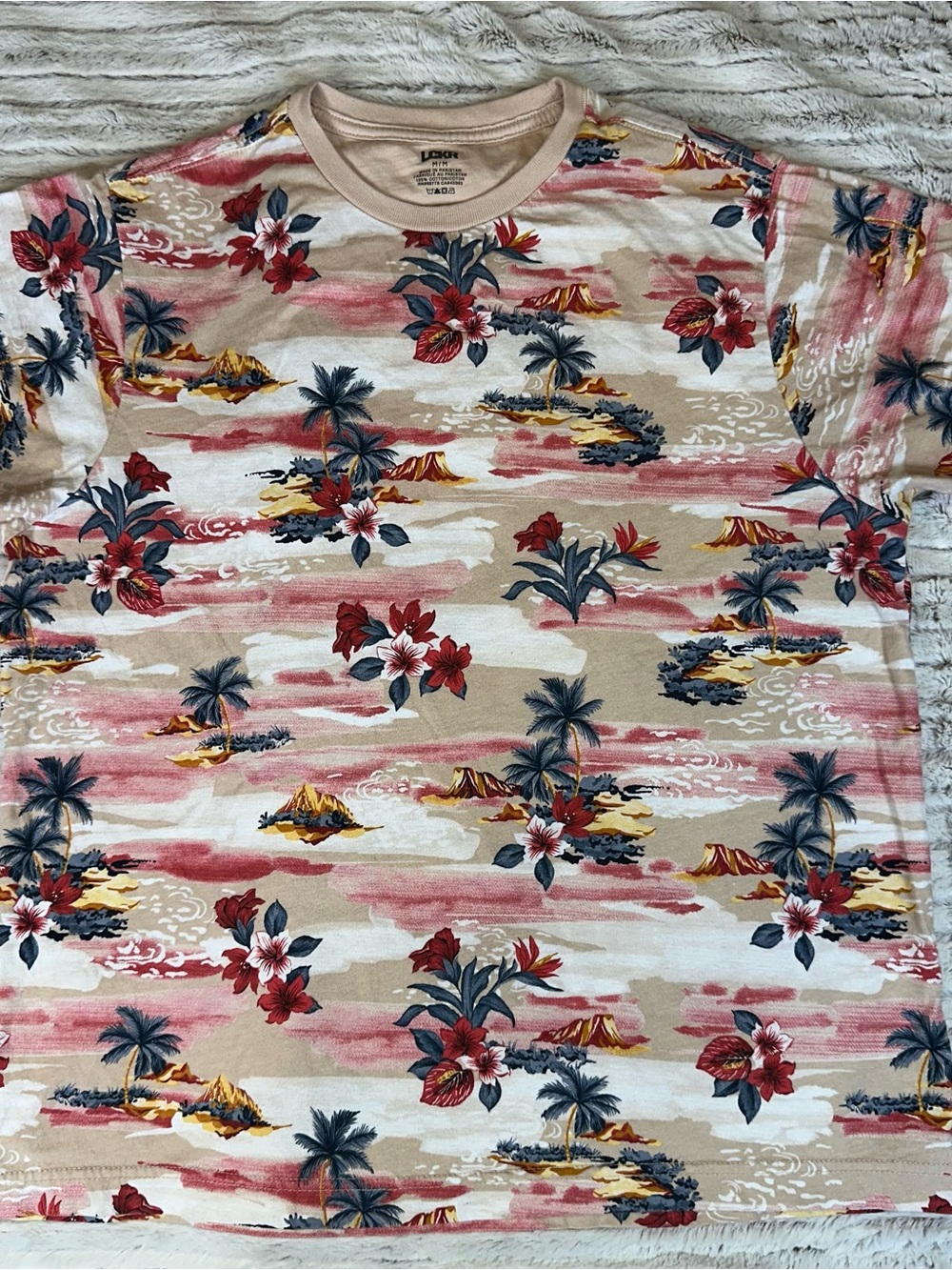 LCKR Hawaiian Tropical Print Tee Men’s Medium